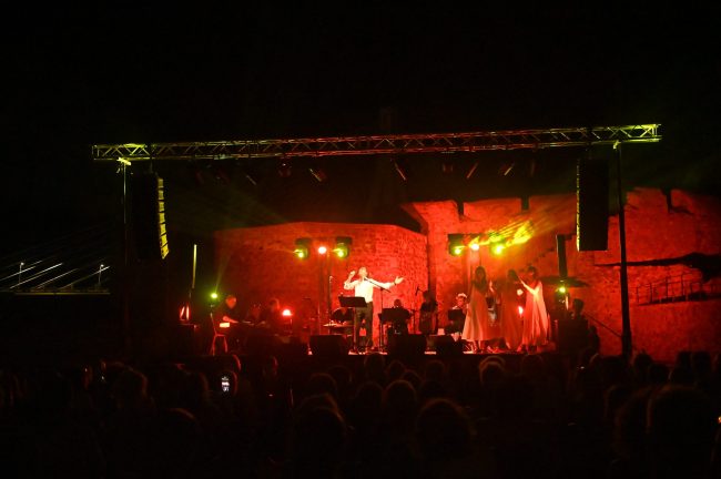 Συναυλία του Κρασιού και του Έρωτα Κάστρο Ρίου Οινοξένεια 2024